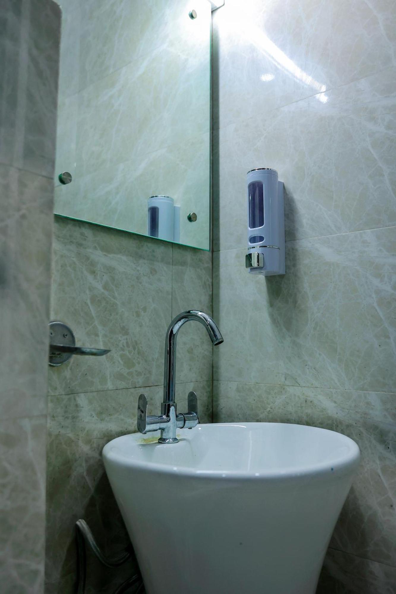 Agrah Stay - Kasa Lusso Stay Faridabad Buitenkant foto