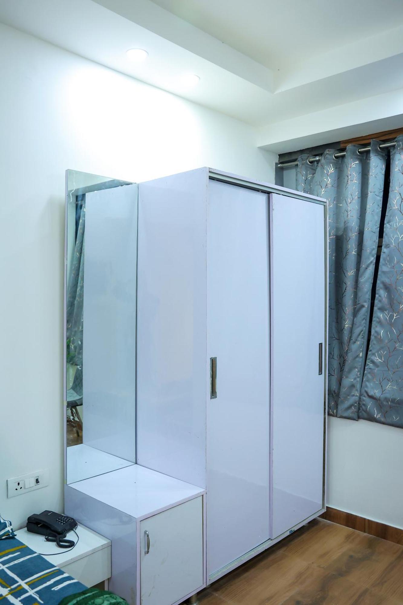 Agrah Stay - Kasa Lusso Stay Faridabad Buitenkant foto