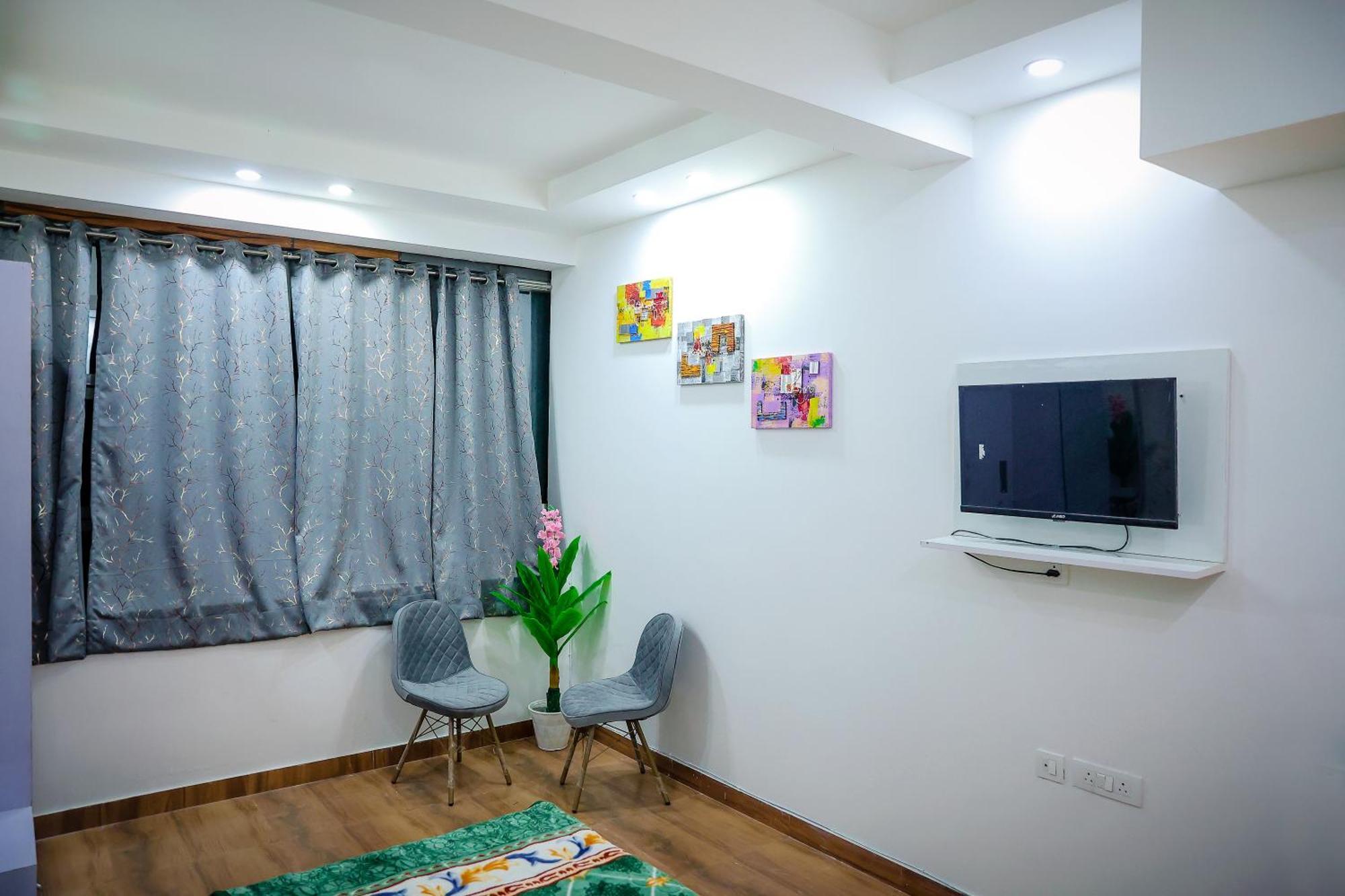 Agrah Stay - Kasa Lusso Stay Faridabad Buitenkant foto