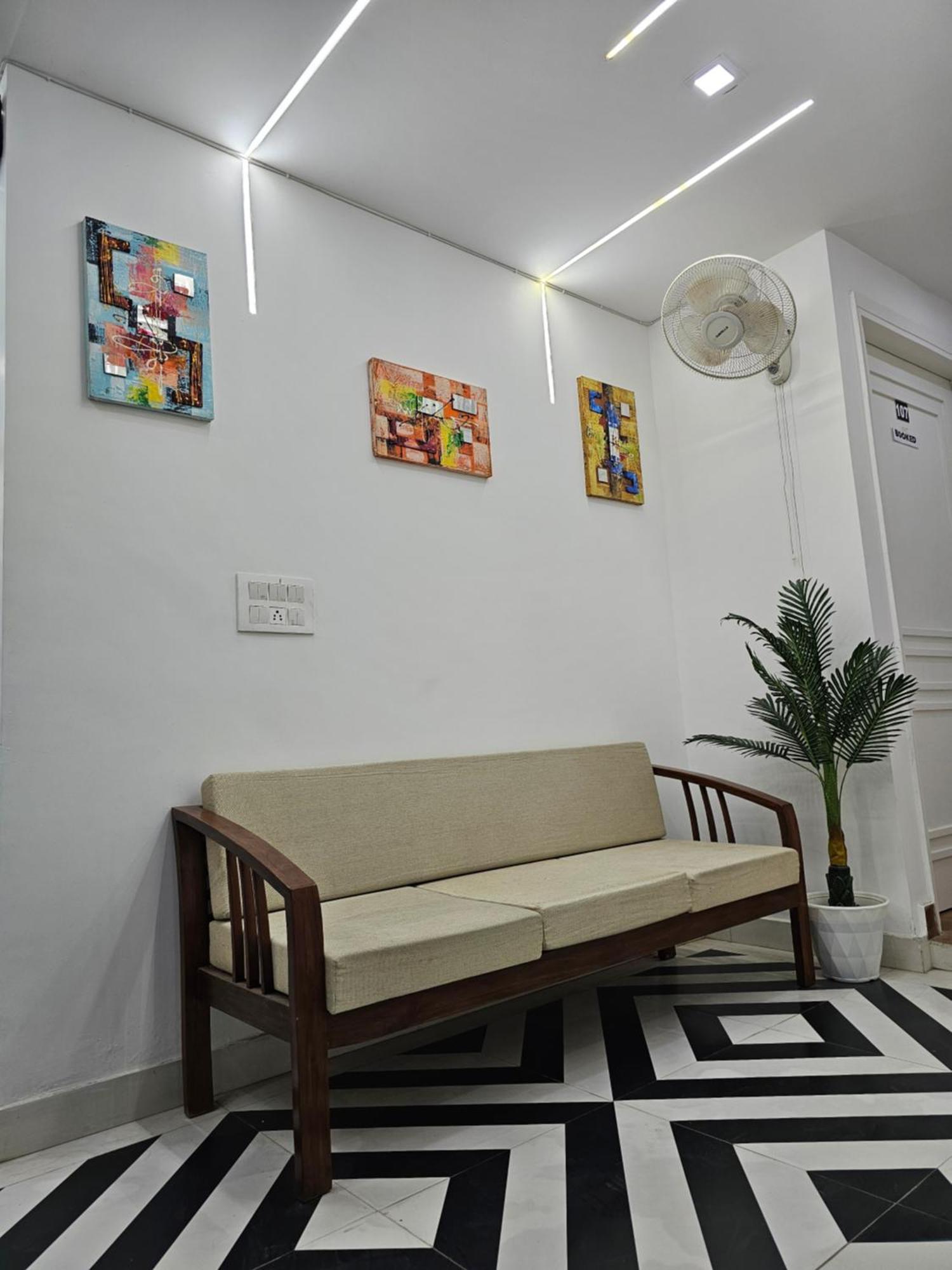 Agrah Stay - Kasa Lusso Stay Faridabad Buitenkant foto